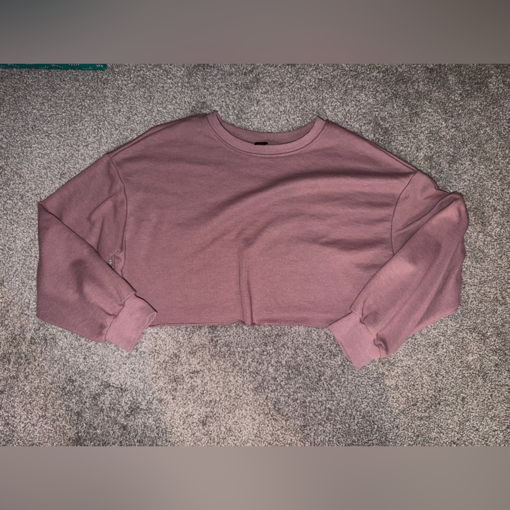 Long Sleeve Cropped Sweater